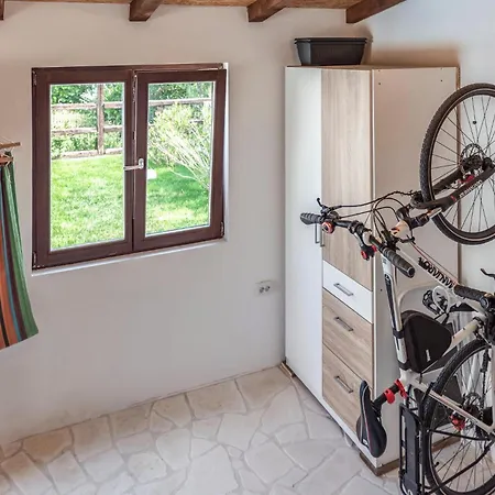 Beautiful Home In Pag Ferienhaus *