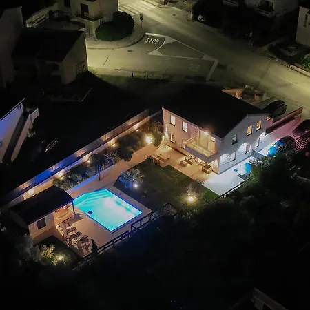 Beautiful Home In Pag *